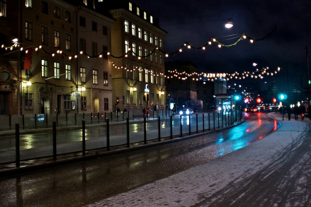 Ночная зимняя улица